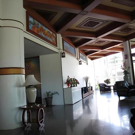 Beverly Hill Park Hotel Nakhon Sawan Exterior foto